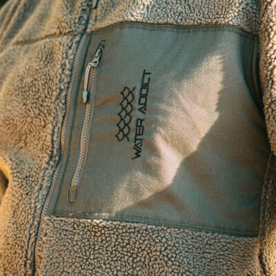 Veste Sherpa Polaire Kaki Water Addict chaude avec poches